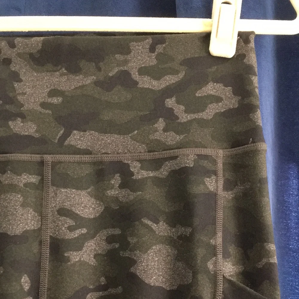 Fabletics | Power Hold Yoga Pants - Picture 4 of 7